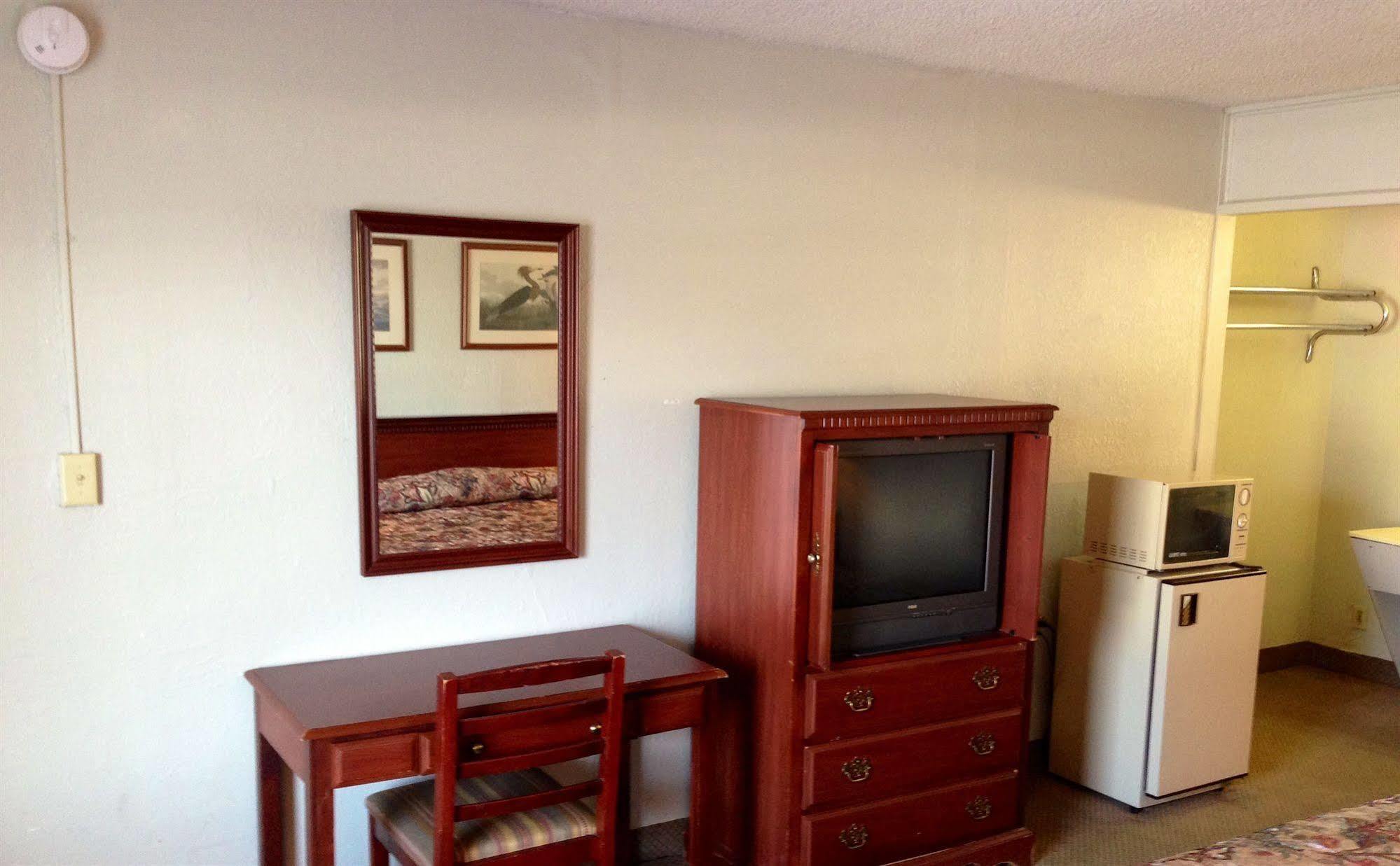 Country Hearth Inn And Suites 파두카 외부 사진