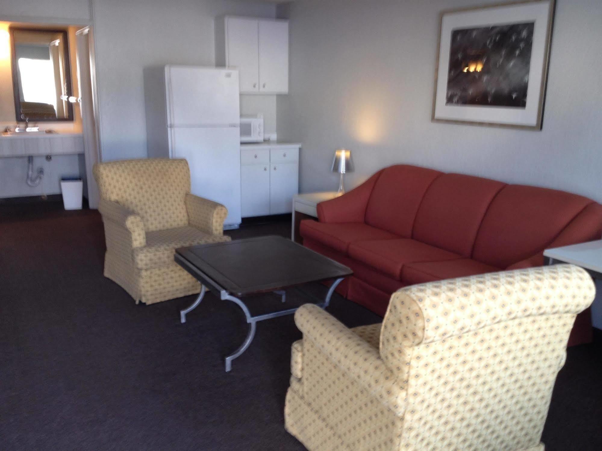 Country Hearth Inn And Suites 파두카 외부 사진