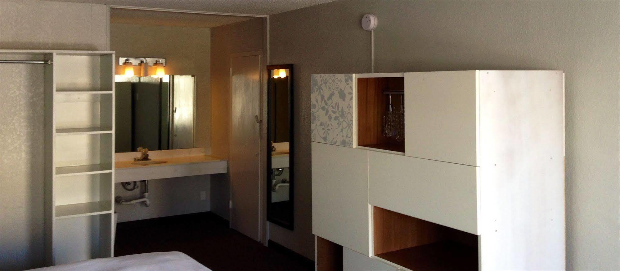 Country Hearth Inn And Suites 파두카 외부 사진